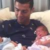 Cristiano Ronaldo dvojčka Mateo Eva