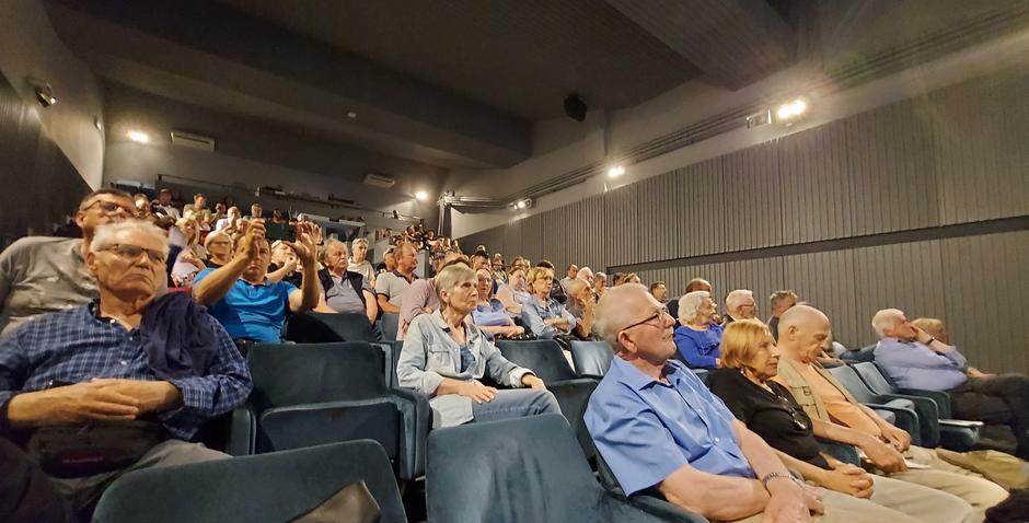 Medvode, železniška proga, predstavitev | Avtor: M. Ha.