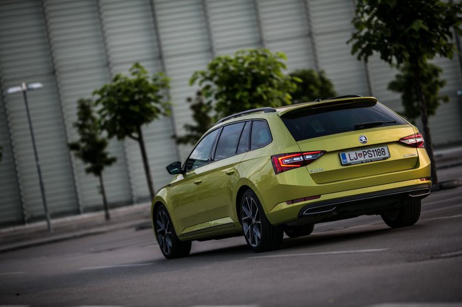 Škoda superb sportline | Avtor: Saša Despot