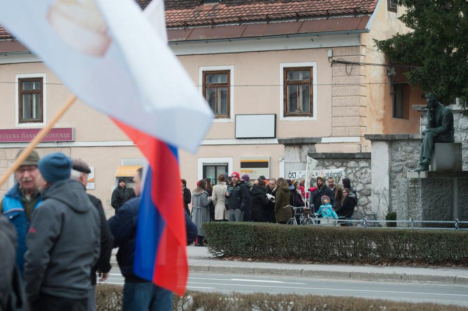 shod  | Avtor: Anže Petkovšek