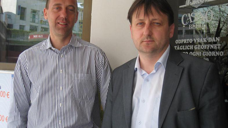 Boris Kitek (levo je Miran Vovk): "Z Občino Bled nam je uspelo podpisati pogodbo