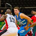 Slovenija Angola košarka Luka Dončić