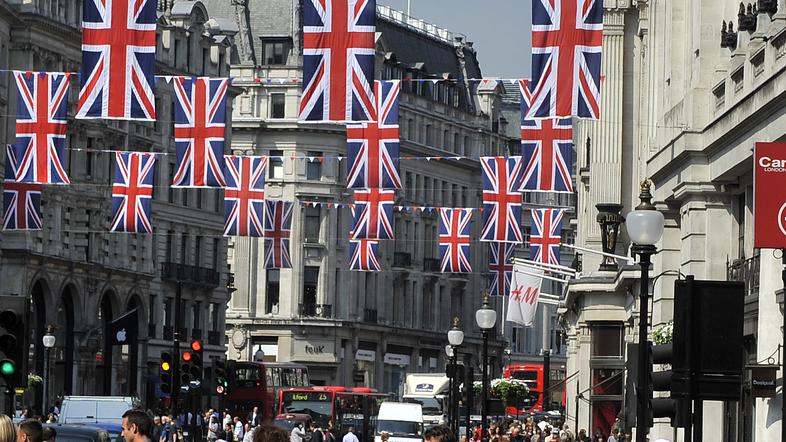 V britanski prestolnici je že vse pripravljeno na poroko leta. (Foto: EPA)