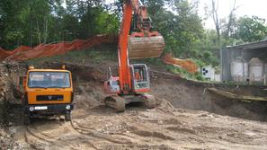 Čebelarski center, ki ga gradijo v Lescah, bo končan prihodnje poletje, z njim b